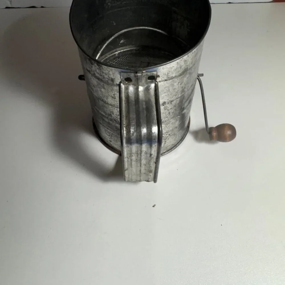 Vintage Bromwell's Metal Flour Sifter Hand Crank Handle #1443